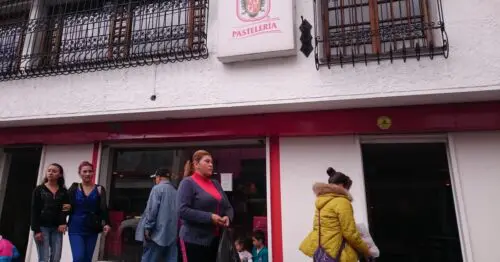 PASTELERIA TOLEDO CARRERA 100 CON CALLE 18 PASTELERIA TOLEDO CARRERA 100 CON CALLE 18